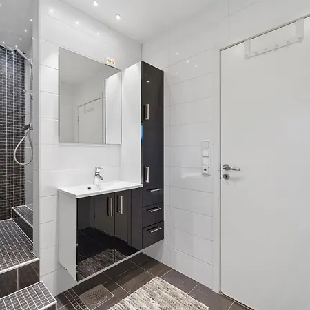 شقة And Modern House In Friendly Neighborhood ترومسو